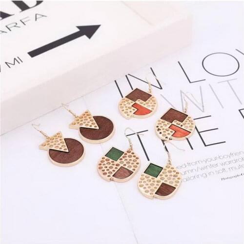 Paved Hole Metal Mixed Geometric Natural Wood Abstract Earrings for Women Triangle Shape 2021 Fashion Brand Designer Jewelry