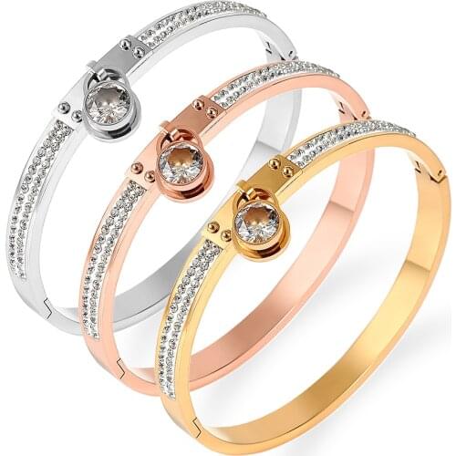 Fashion Zirconia Crystals Bangle Stainless Steel Rivet Bangles Pyramid Nail Bracelets & Bangles for Women Brand Jewelry