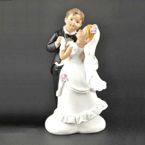 Retro and Nostalgic Romantic Dancing Groom Bride Marry Resin Figurine Wedding Cake Topper Wedding Decoration