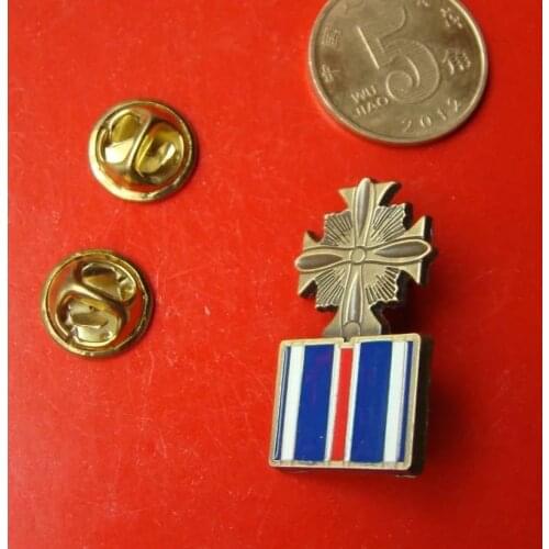 US U.S. AIR FORCE DISTINGUISHED FLYING CROSS MEDAL LAPEL HAT PIN- World military Store