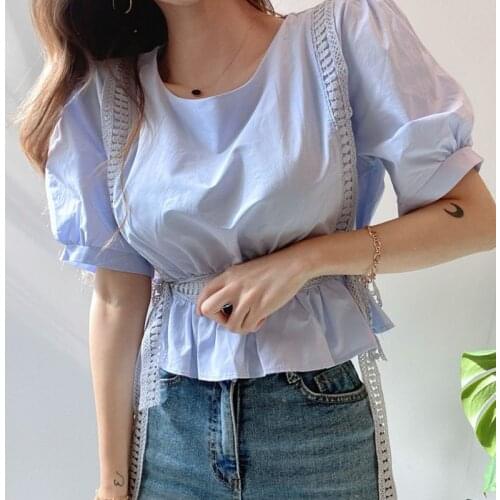 Korean Summer Women Tops New O Neck Gentle Lace Applique Puff Short Sleeve Short Blouse Loose Lace-up Bow Slim Sweet Shirt 14663
