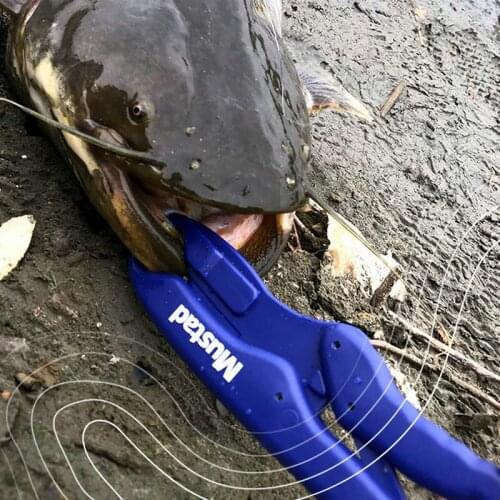 Mustad longed for starr plastic fish device control fish clamping device control fish road and clamp unhooking device