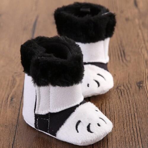 2018 Super Warm Winter Baby Ankle Snow Boots Infant Shoes Black/White Antiskid Keep Warm Baby Shoes First Walkers