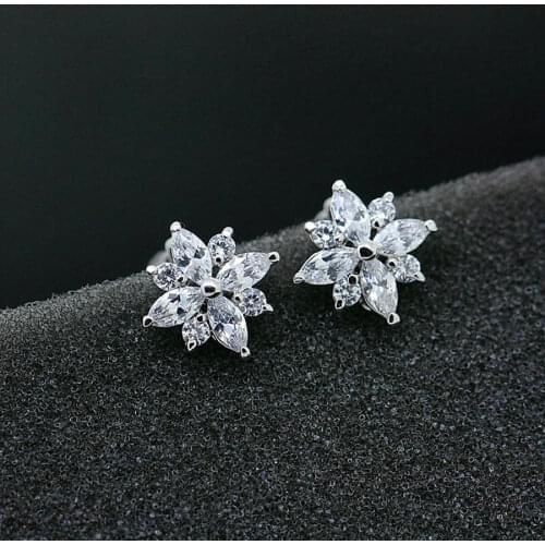 Clip On Earings without Piercing Jewelery for Women New Fashion Flower Design Rose Gold Color Plated Lady Non Pierced Ear Bijoux