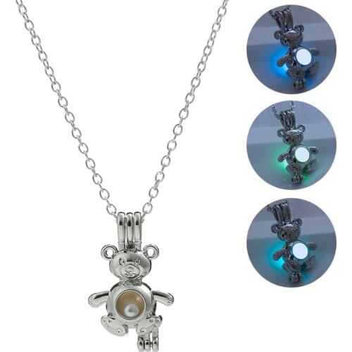 Luminous Bear Shape Pendant Necklace Women 3 Color Glow in the Dark Necklaces Natural Stone Luminous Chain Jewelry Accesaries