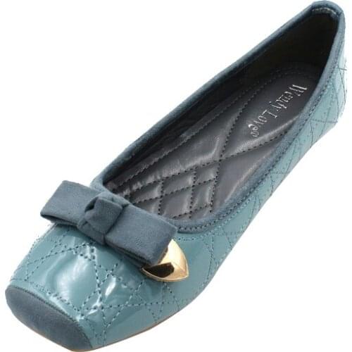 2019 Spring Summer New Sweet Patent Leather Pink Retro Square Comfortable Wild Flat Womens Shoes Large Size Shoes