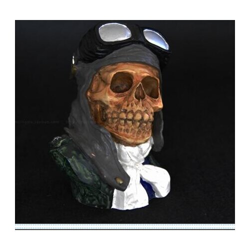 A Double fork to ghost pirate cowboy Indian Wolf Skull ornaments tau Eagle Owl Skull Figure PigHead role statue Decoration