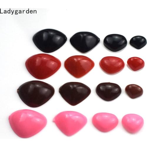 200PCS Plastic Simulation Triangle Nose for Doll Toy Accessories Teddy Bear Toy DIY Crafts Safety Child Kids Dolls Nose