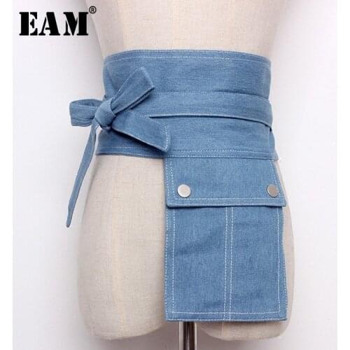 [EAM] 2021 New Summer Fashion Tide Light Blue Denim Patchwork Pockets Bow Adjustable Waist Woman All-match Belt S828