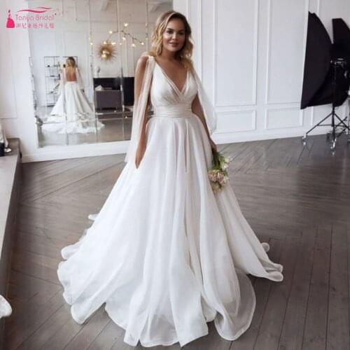 Beach Wedding Dresses A-line Bridal Gown Open Back V Neck Wedding Gowns Vestido De Noiva Sweep Train Customize Made