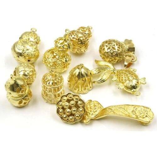 1pcs Brass Keyring Various Styles Cute Charms Pendants Jewelry Hardware DIY Leather Crafts for Gifts Toy High Quality