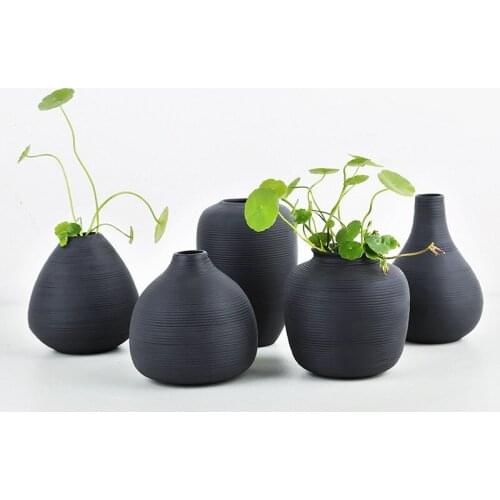 Simple drawing black ceramic Mini vase high grade tea table crafts small flower tabletop ceramic vase ornaments