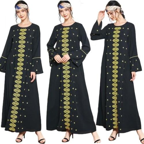 Abaya Embroidery Long Dress Muslim Women Arab Jilbab Ethnic Vintage Flare Sleeve Dubai Ramadan Turkish Islamic Maxi Robe Fashion