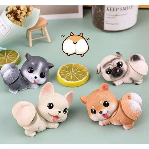 Mini 3D Car Dashboard Toys Car Ornament Nodding Dog Huskie Shaking Head Puppy Auto Accessory Interior Decoration Gift