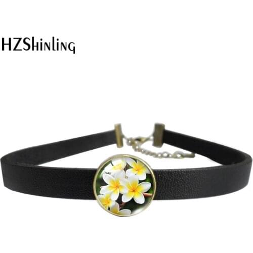 Hawaiian Plumeria art Paintings Tropical Flower Black Leather Choker Necklace Glass Cabochon Dome Pendants Jewelry