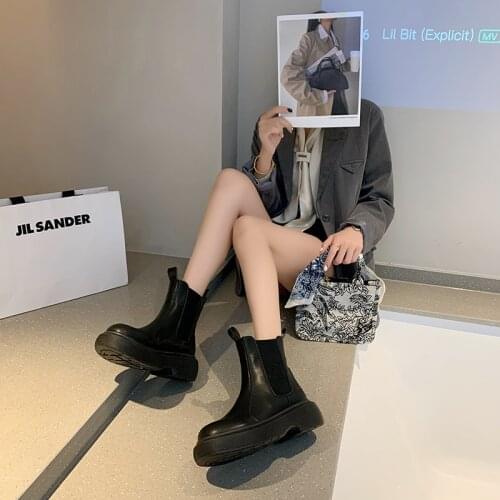 RALSWNAY Womens Rubber Shoes Rain Flat Heel Boots-Women Chelsea Clogs Platform Round Toe Luxury Designer 2021 High Heel Fash