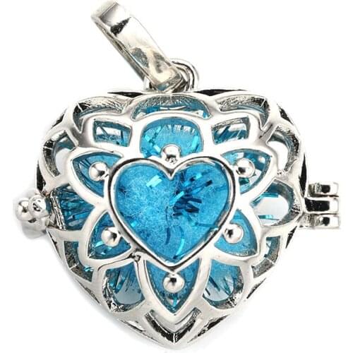 MODKISR Wholesale 6pcs Heart Retro Jewelry Wild Hollow Essential Oil Perfume Oval Egg Cage Diffuser Locket Pendants Without Chai