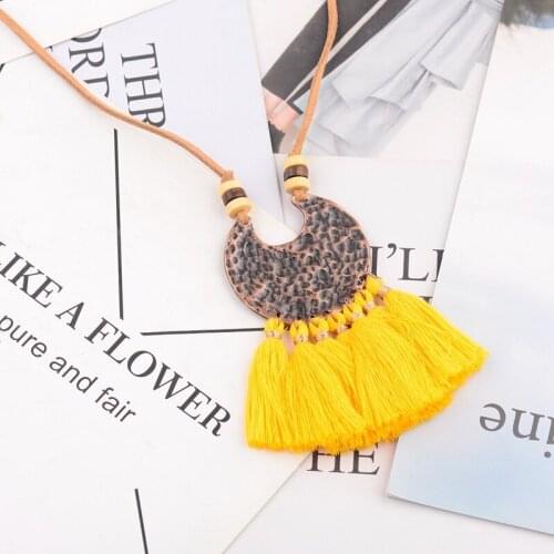 Amader 2018 Womens Round Shape Bohemian Pendant Necklace Tassels Retro Ethnic Sweater Chian Jewelry Beach Holiday HQN033
