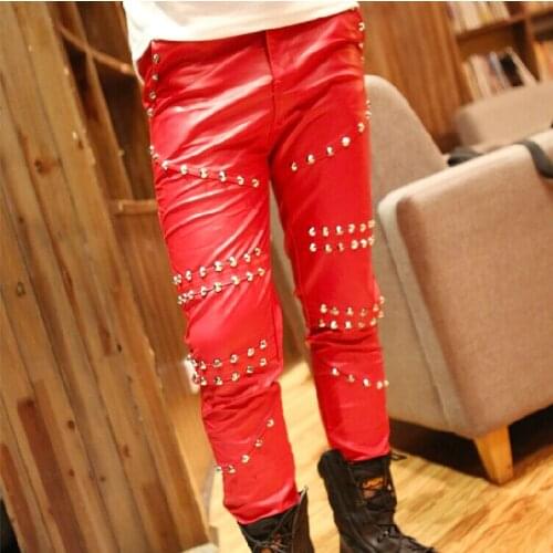 2020 New Winter Mens Bar Nightclub Hairstylist Personality Rivet Motorcycle Leather Pants Feet Slim Leather Trousers Costumes