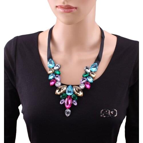 5 Colors High Quality Statement Black Ribbon V Shape Oval Water Drop Rhinestone Gem Crystal Choker Necklaces Pendants For Women