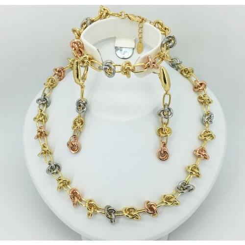 Fashion Dubai gold jewelry set African bridal wedding gift for women Saudi Arabia Necklace Earrings collar jewelry