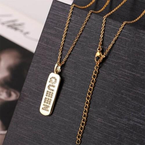 Simple Rectangle Copper Metal Cubic Zirconia Letter Queen Pendants Necklaces For Women Stainless Steel Chain Gold Necklace Gift