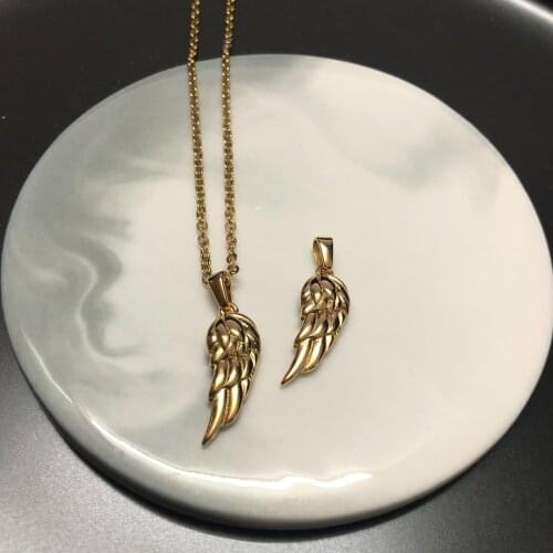 Simple Design Gold Feather Necklace Stainless Steel Wings Pendant Necklace Long Sweater Chain Dainty Angel Wing Necklace Gifts