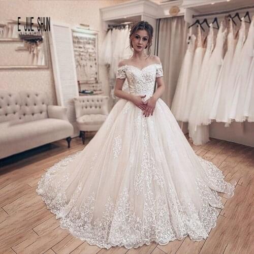 E JUE SHUNG Vintage Princess Ball Gown Wedding Dress Off Shoulder Short Sleeves Lace Appliques Wedding Gowns vestido de noiva