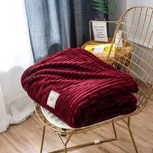 Bedding soft warm coral flannel blanket faux mink sofa solid color covered bedspread winter linens blanket