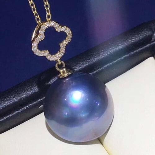 18k gold clover inlaid with top seawater marbe pearl pendant pp05