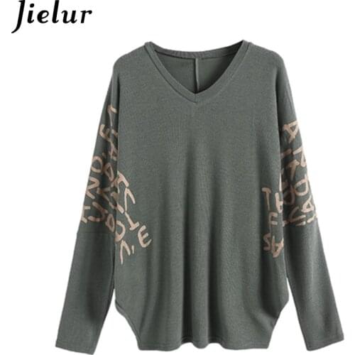 Jielur 2020 New Fashion Plus Size Female T-shirt Bat Sleeve S-XL Loose Womens Tshirts V-neck Leisure Bottoming Shirts 3 Colors
