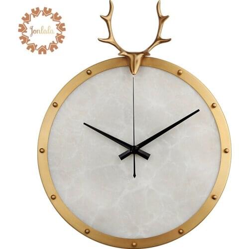 Creative Metal Hanging Shell Clock with Deer Living Room Decoration Creative Wall Clock Ornaments Deer Clock Best Gift
