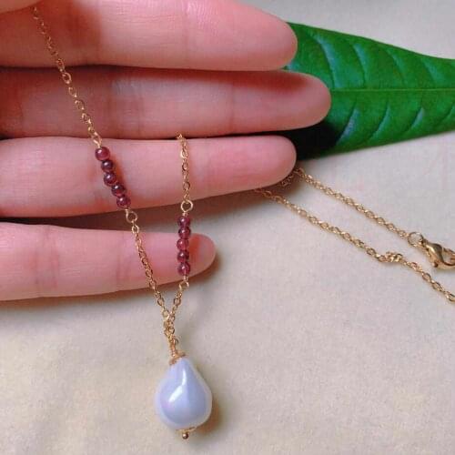 Fashion natural white shell pearl red garnet beads gold necklace Point Stone spirit Elegant pink energy Gem Square Chain green