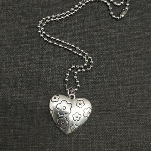 South Korea Ins Harajuku Terroir Cool Disco Love Flowers Pendant Hip-Hop Vintage Wild Necklace Jewelry-Music of the Tide