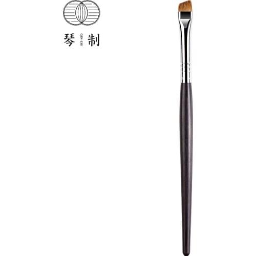 QINZHI Professional Handmade Make Up Brush G095 Angled Eyebrow Brush Soft Resilient Weasel Hair Makeup Brushes
