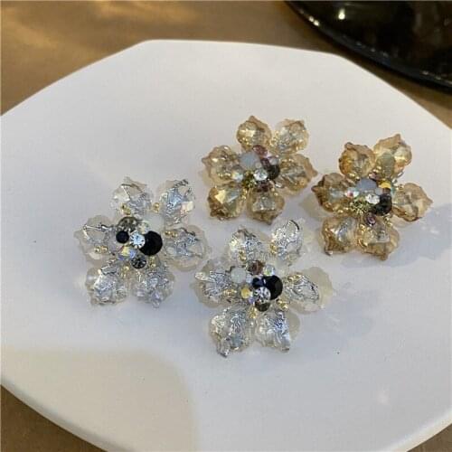 Korean Designer Exaggerated Retro Fashionable Short Earrings Ins Internet Celebrity Transparent Crystal Ear Accessories Female