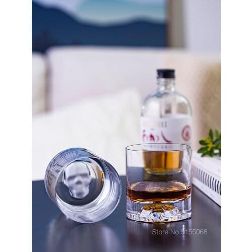 Cool Devil Face Old Fashioned Whiskey Glasses Bottom Raised Skull Whisky Rock Glass Luxury Vodka Tumbler Creative Xo Chivas Cup