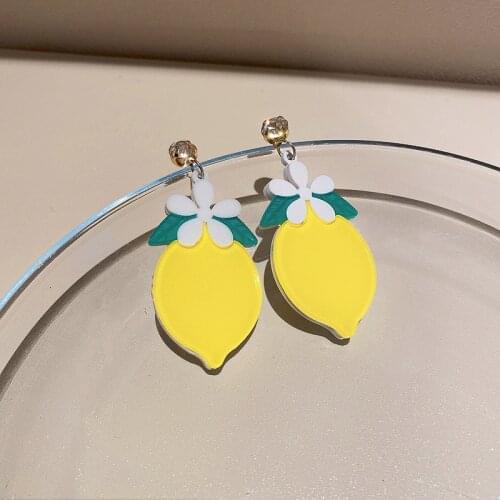 Origin Summer Korean Yellow Arcylic Lemon Hanging Earrings for Women White Flower Fruit Drop Dangle Earrings Cute Party Jewelry