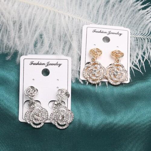 Clip-on Earrings For Women Ear Cuffs Fake Piercing Goth Jewelry Fashion Korean Stainless Steel Flower Earrings 2021 Trendy Small