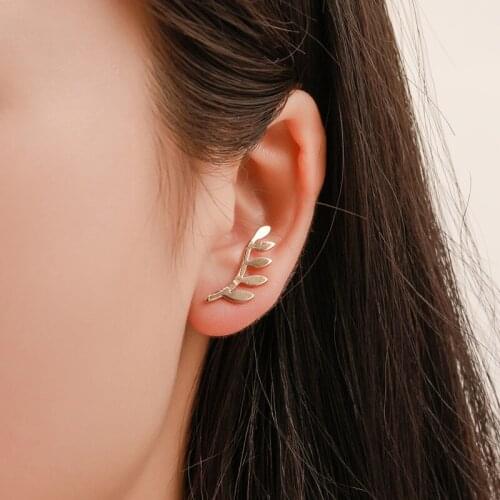 2021 New Punk Boho Leaves Earrings Ear Climbers For Women Plant Leaf Stud Earring Girls Cute Mini Ear Cuff Jewelry Oorbellen