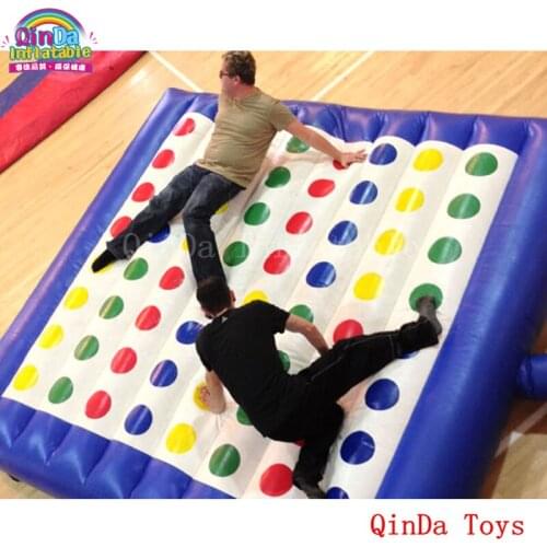 5*5m inflatable twister funny games 0.5mm pvc inflatable twister mattress with free air blower