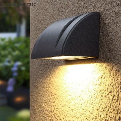 Nordic Outdoor Wall Lamp Modern 8W LED Porch Lights Waterproof Rust Sconce Wall Lamps Garden Aisle Light Aluminum Lighting