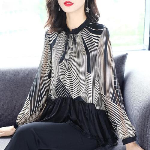 Womens Spring Summer Style Chiffon Blouses Shirts Womens Button Long Sleeve Striped O-neck Casual Tops SP565