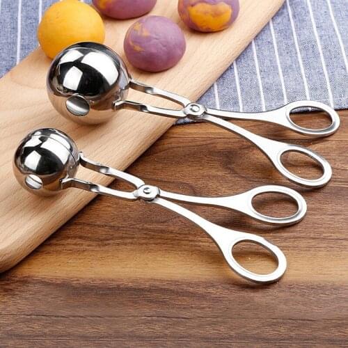 Kitchen Accessories Meatball Maker Stainless Steel Convenient Kitchen Meatball Clip Fish Ball Rice Ball Making Mold Tool 2021