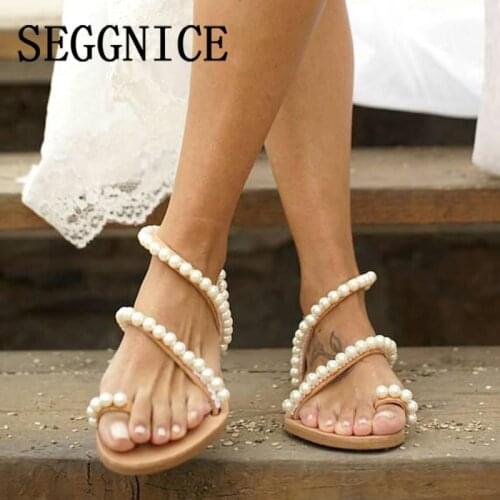 SEGGNICE Low-heeled Shoes