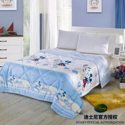 Disney Mickey Mouse Cute Baby Summer Quilt 150x200CM Cool Air Condition Blanket Comforter for Children Gift Bed