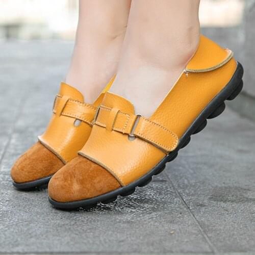 Women Flats 2021 Arrival Genuine Leather Big Size 44 Woman Moccasin Summer Comfy Soft Breathable Luxury Brand Womans Boat Shoes