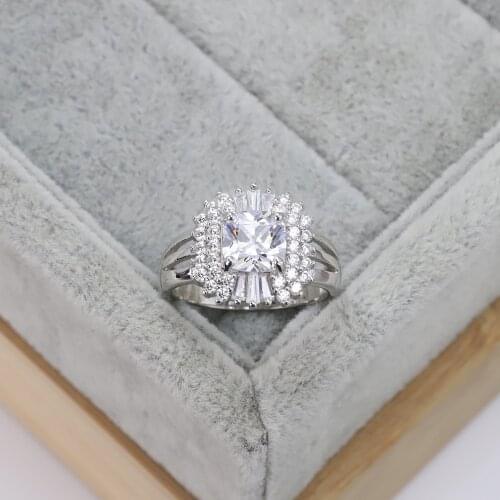 Best selling European and American S925 silver fashion wedding ring zircon snowflake crystal hat luxury jewelry womens gifts