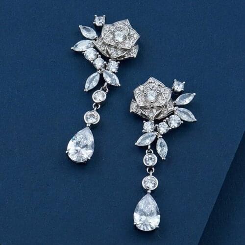 Camellia stud earrings, pear-shaped water drop, long sweet temperament rose earrings