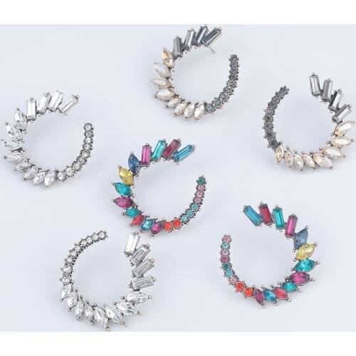 Pauli Manfi Fashionable and Simple C-shaped Rhinestone Glass Metal Earrings Womens Popular Creative Party Jewelry Accessories